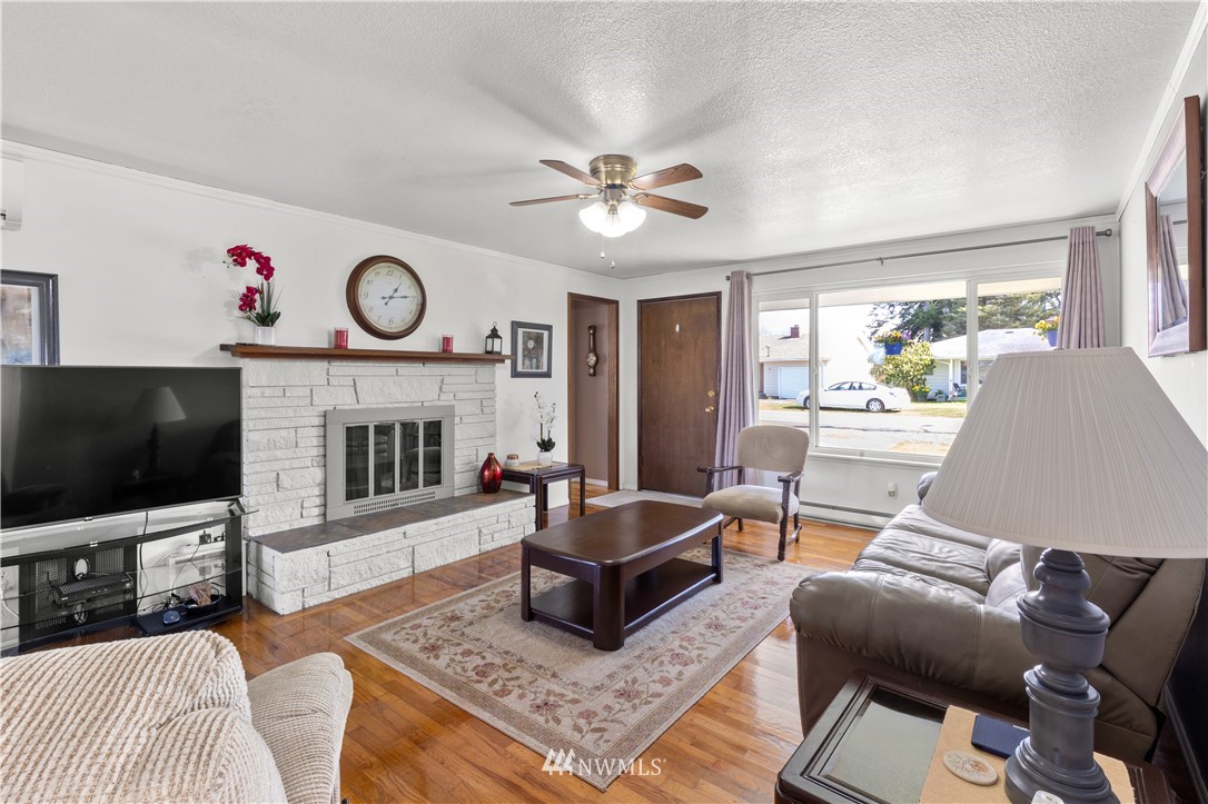 1325 Harding Road Aberdeen, WA 98520 - Photo 4 of 29 Gallery Image 4