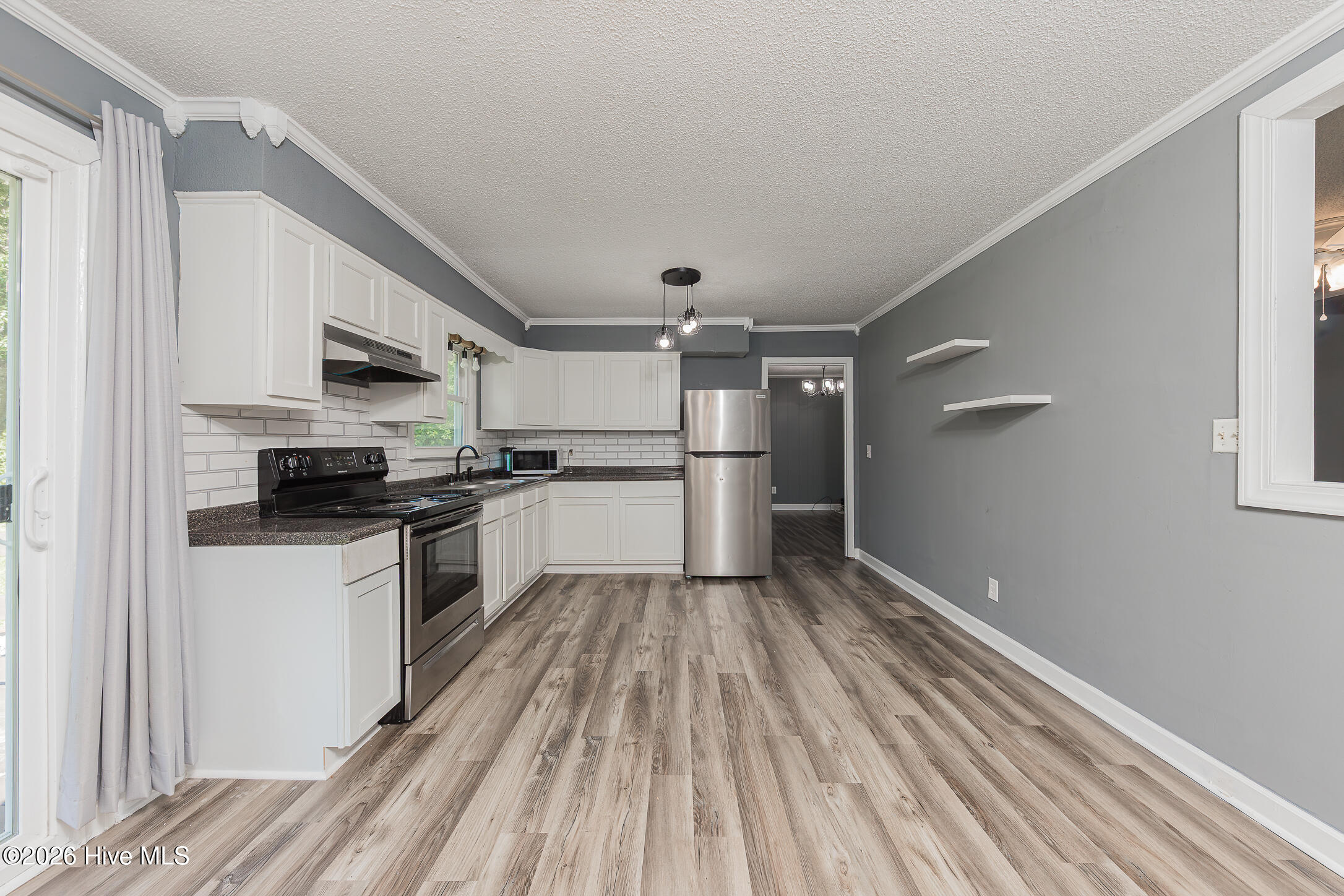 69 Sanders Drive Hubert, NC 28539 - Photo 11 of 33 22KITCHEN