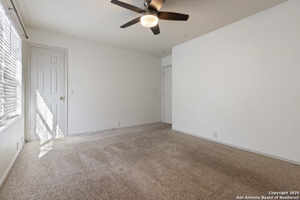 5109 Brookline Schertz, TX 78108 - Photo 28 of 35 a view of an empty room and a window