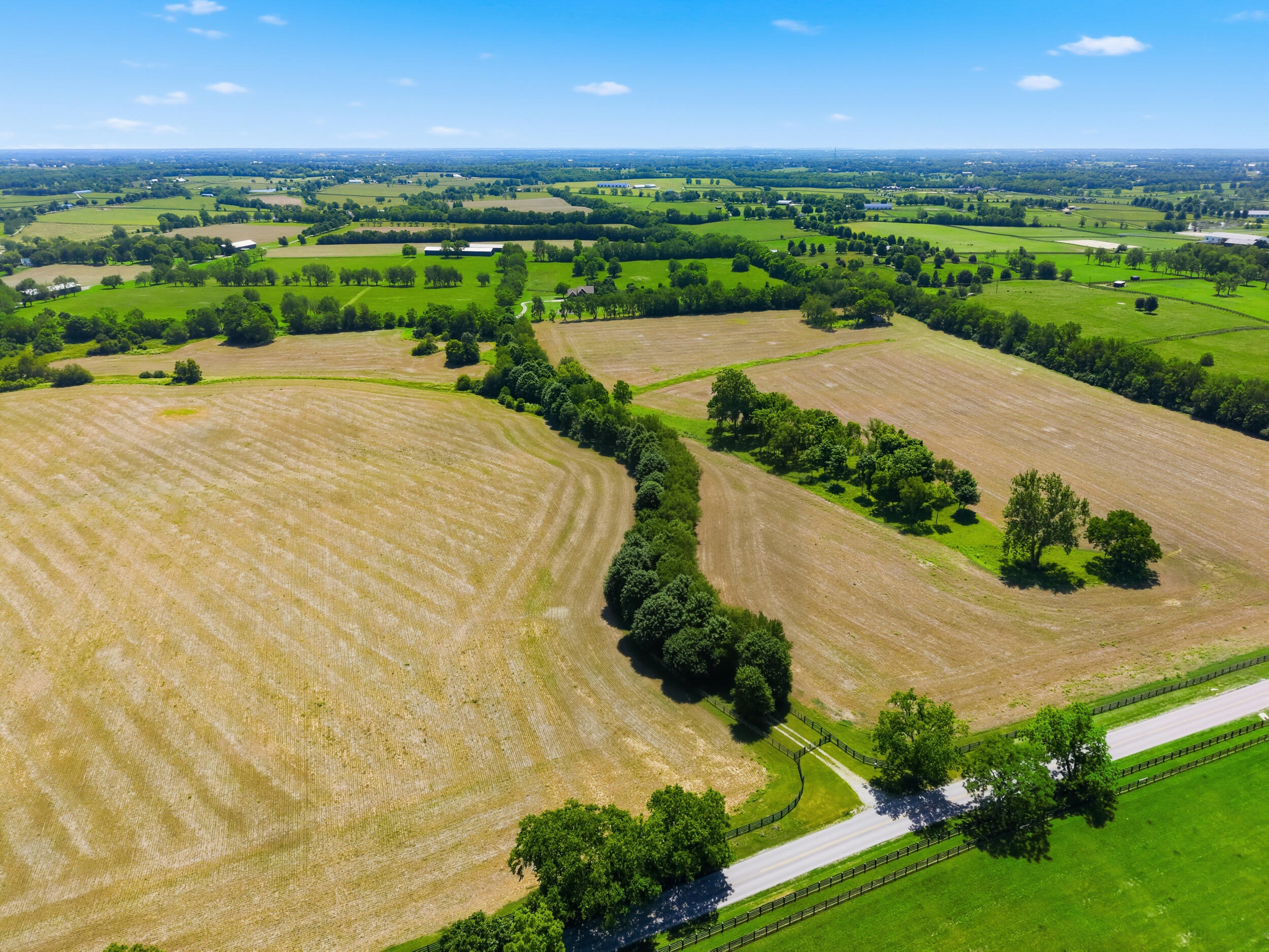5650 Russell Cave Road Lexington, KY 40511 - Photo 51 of 58 55_dji_fly_20260528_154440_0350_17800725