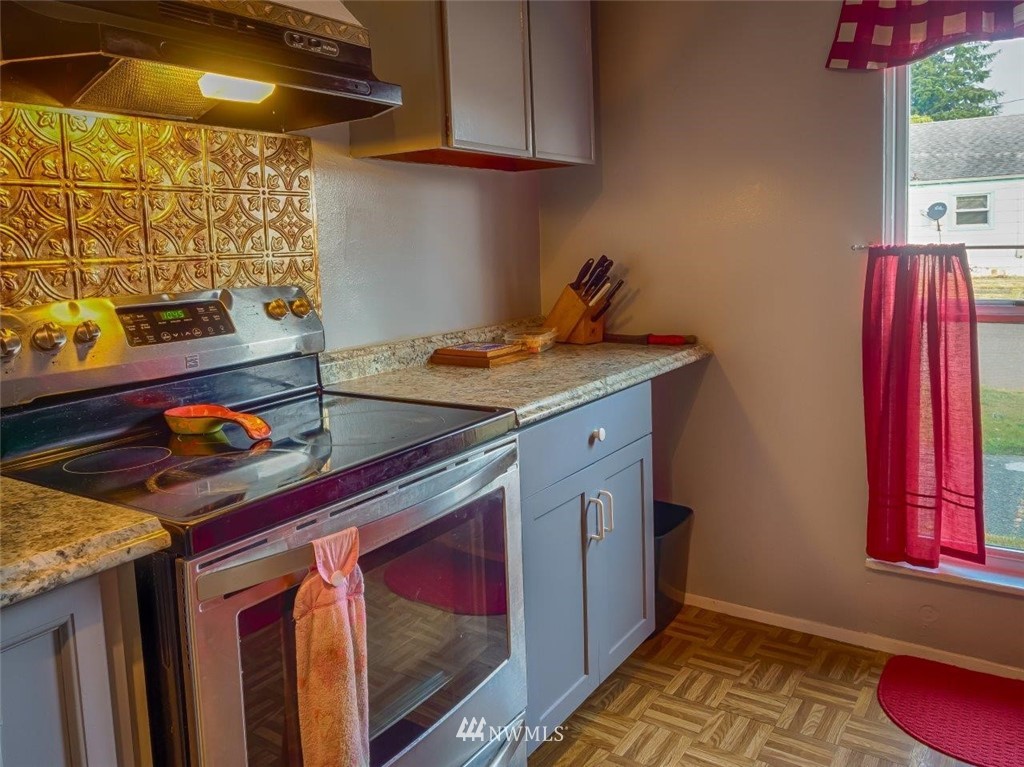 1200 2nd Street Cosmopolis, WA 98537 - Photo 4 of 18 Gallery Image 4