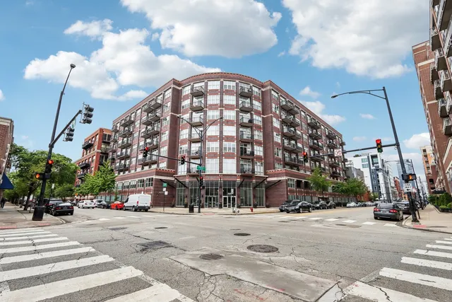 a large building with a street