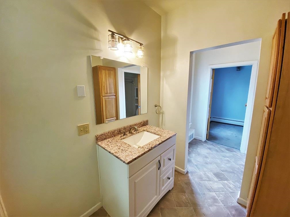 1009 9th Street Bay City, MI 48708 - Photo 7 of 18 Gallery Image 7