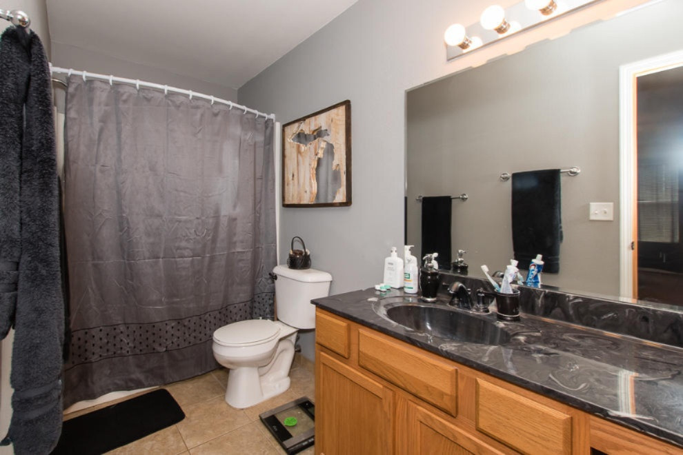 3143 Edling Drive Kalamazoo, MI 49004 - Photo 21 of 31 DSC_1542