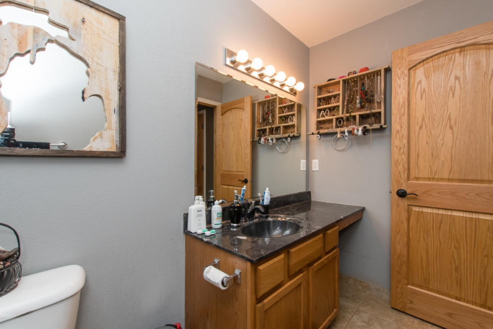 3143 Edling Drive Kalamazoo, MI 49004 - Photo 22 of 31 DSC_1543
