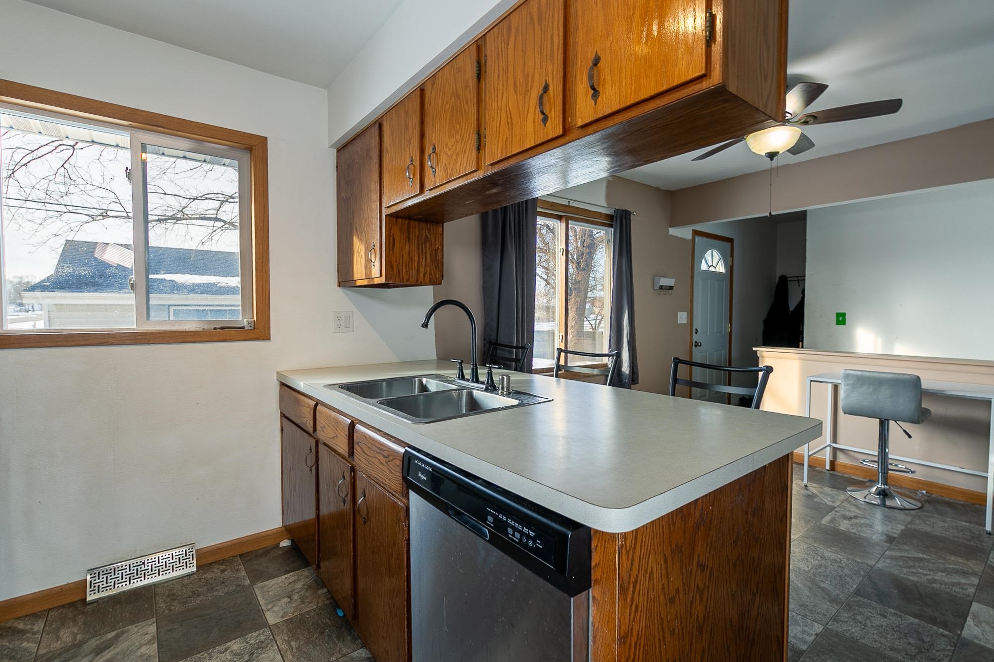 175 McKinley Avenue Omro, WI 54963 - Photo 7 of 19