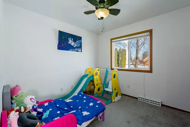 $229,900 | 175 McKinley Avenue, Omro, WI 54963