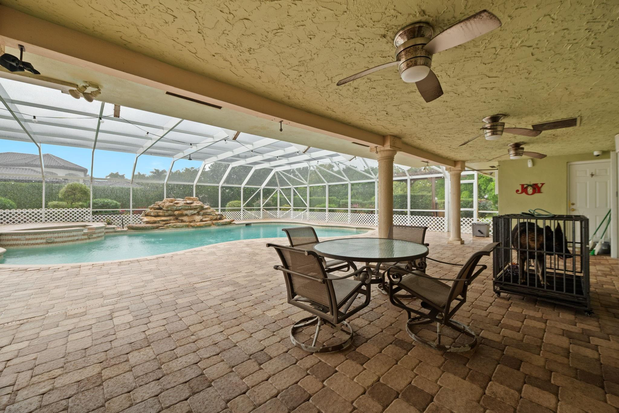 17501 Southwest 54th Street Southwest Ranches, FL 33331 - Photo 33 of 39 a outdoor space with lots of table and chairs