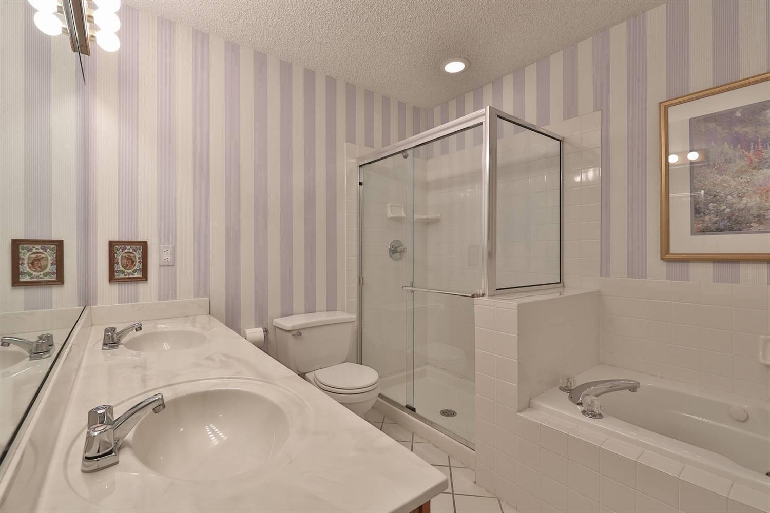2390 Neeb Road Cincinnati, OH 45238 - Photo 27 of 40