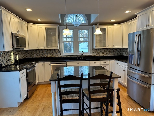 1 Fernwood Street Wethersfield, CT 06109 - Photo 22 of 40