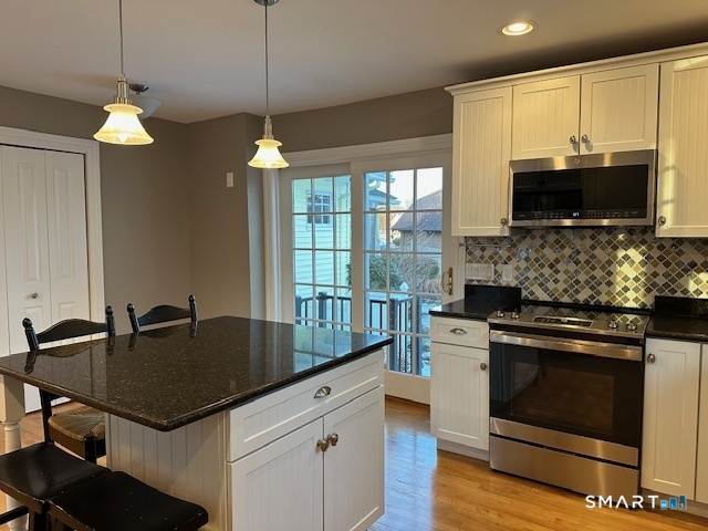 1 Fernwood Street Wethersfield, CT 06109 - Photo 24 of 40