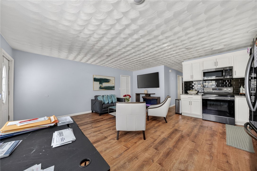 175 Russo Street Providence, RI 02904 - Photo 5 of 34