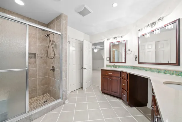 $755,900 | 815 Shady Bluff Trail, Clarksville, TN 37043