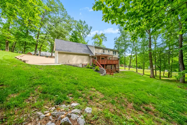 $755,900 | 815 Shady Bluff Trail, Clarksville, TN 37043