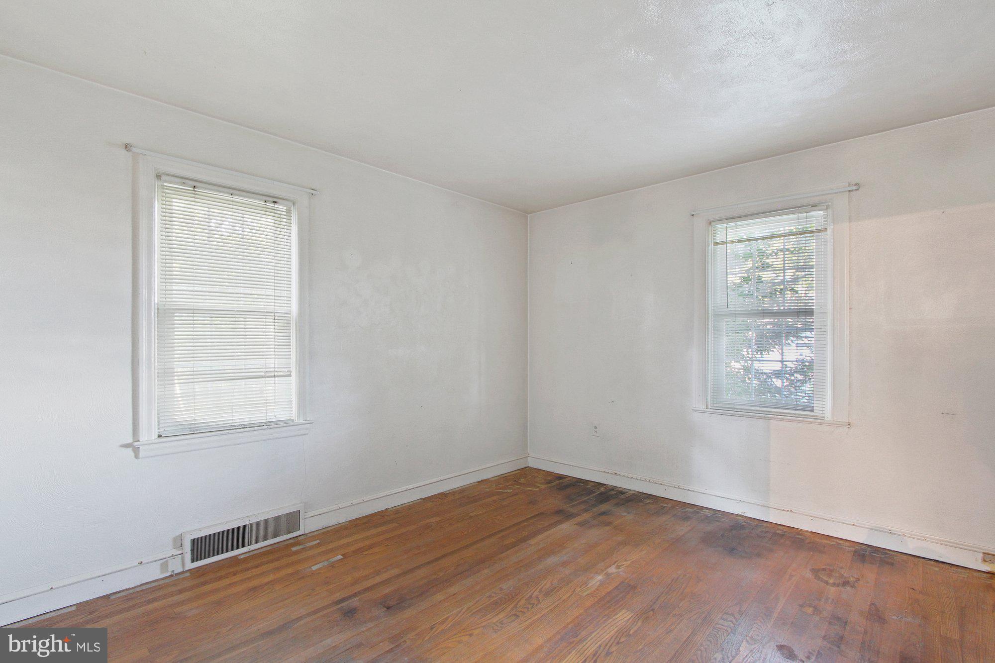 975 Millcreek Road York, PA 17404 - Photo 14 of 27 Gallery Image 14