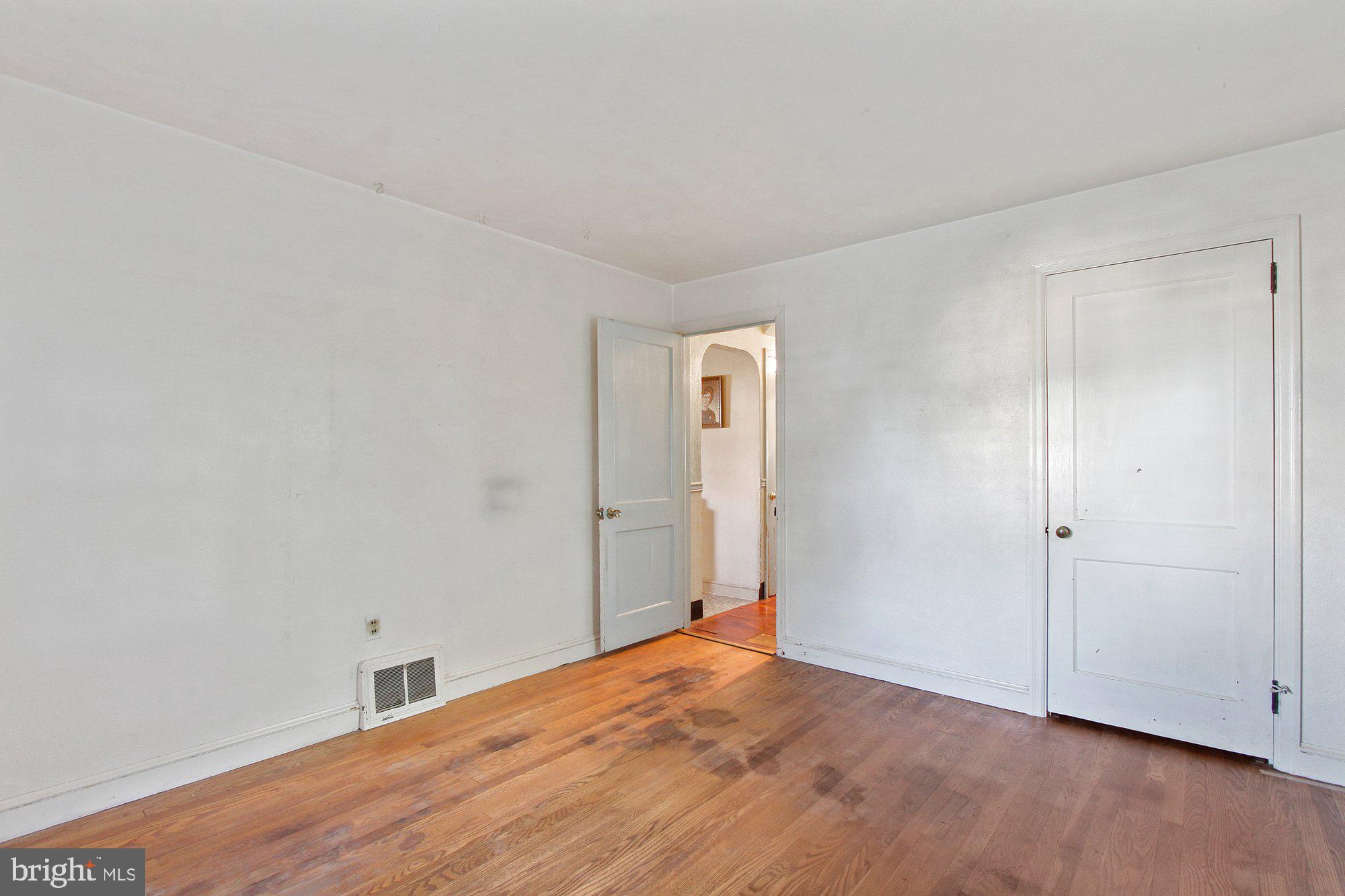 975 Millcreek Road York, PA 17404 - Photo 15 of 27 Gallery Image 15