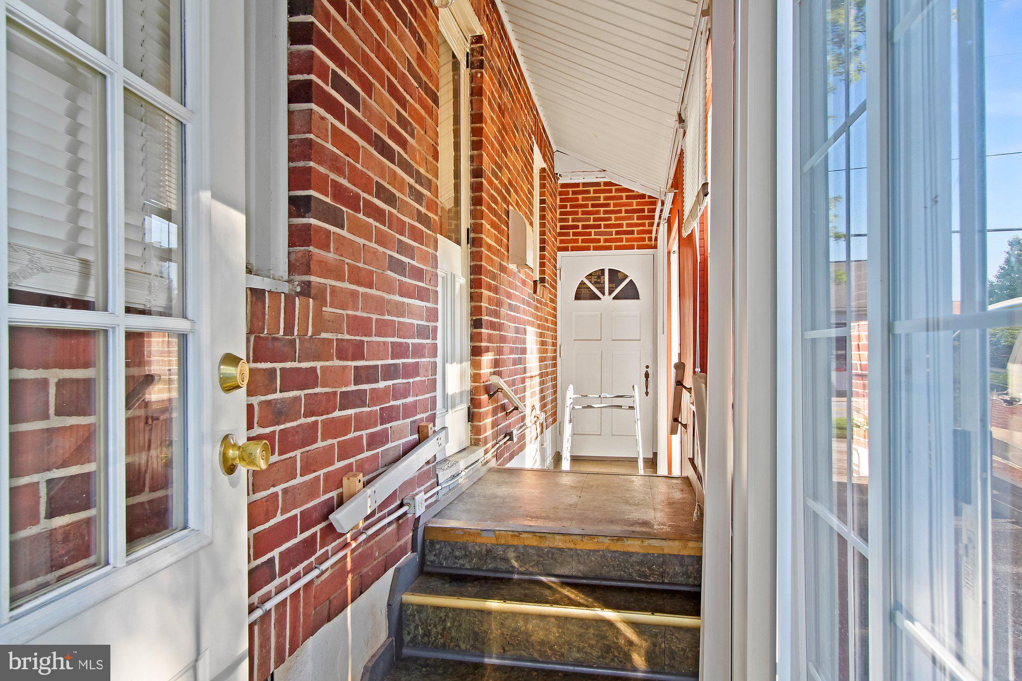 975 Millcreek Road York, PA 17404 - Photo 3 of 27 Gallery Image 3