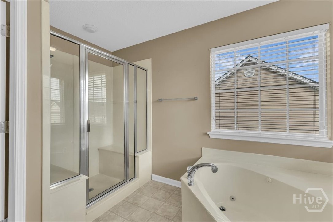 830 Granite Lane Savannah, GA 31419 - Photo 17 of 25 Separate Tub and Bath