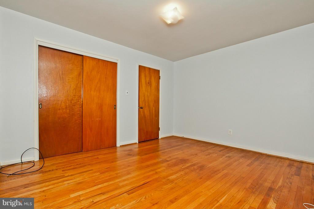 905 Seminole Road Frederick, MD 21701 - Photo 12 of 20 Bedroom 2