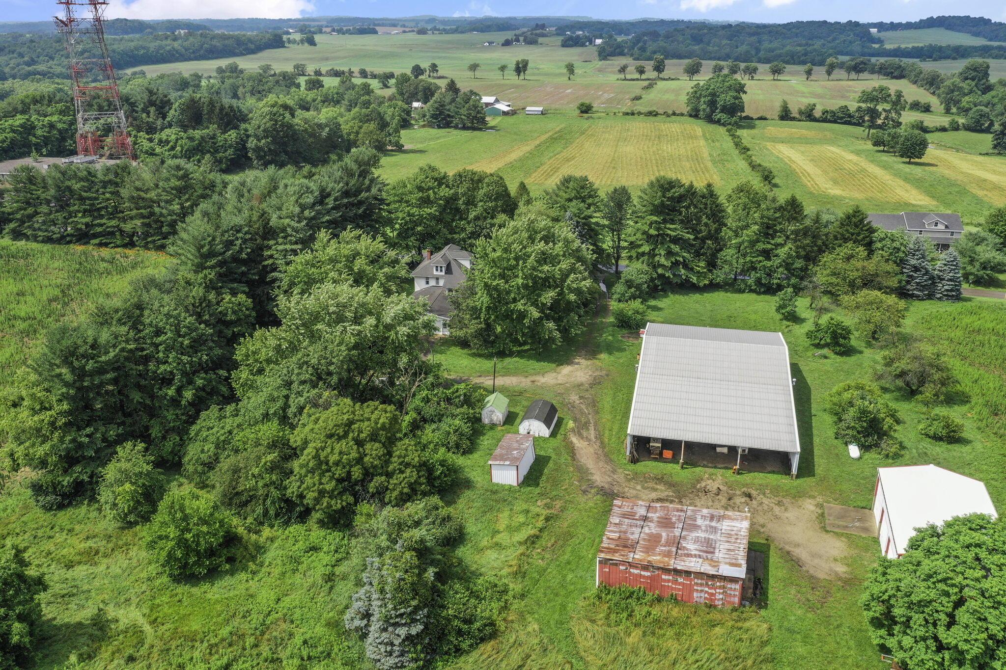6135 Westfall Road Southwest Lancaster, OH 43130 - Photo 1 of 45 1000003758