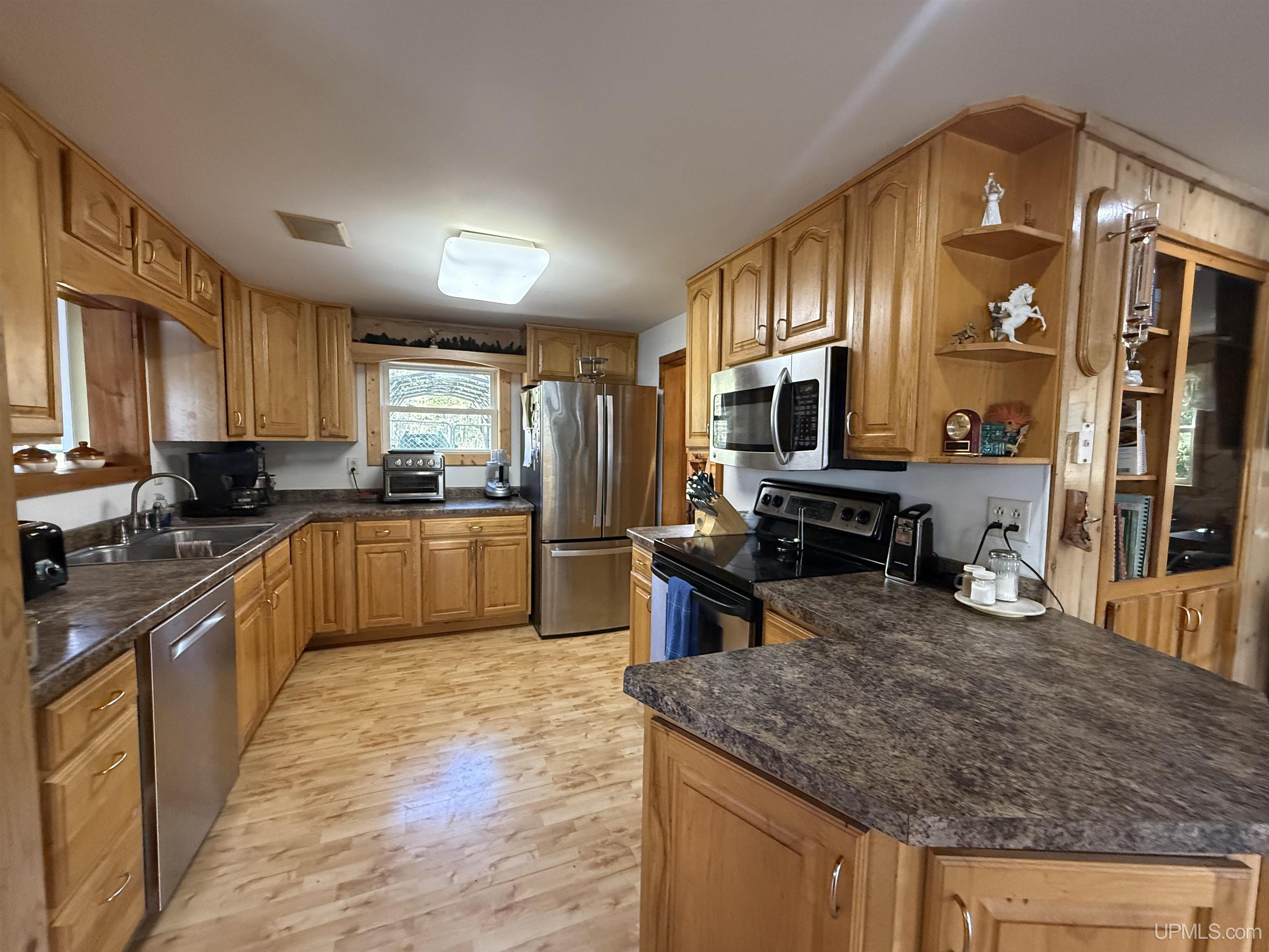 561 North Casey Lake Road Ishpeming, MI 49849 - Photo 10 of 32