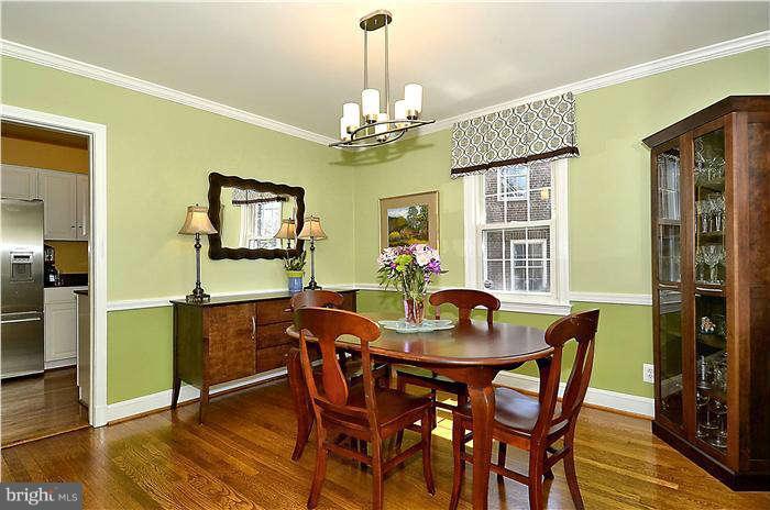 2703 Fordham Road Alexandria, VA 22302 - Photo 8 of 30 Dining Room