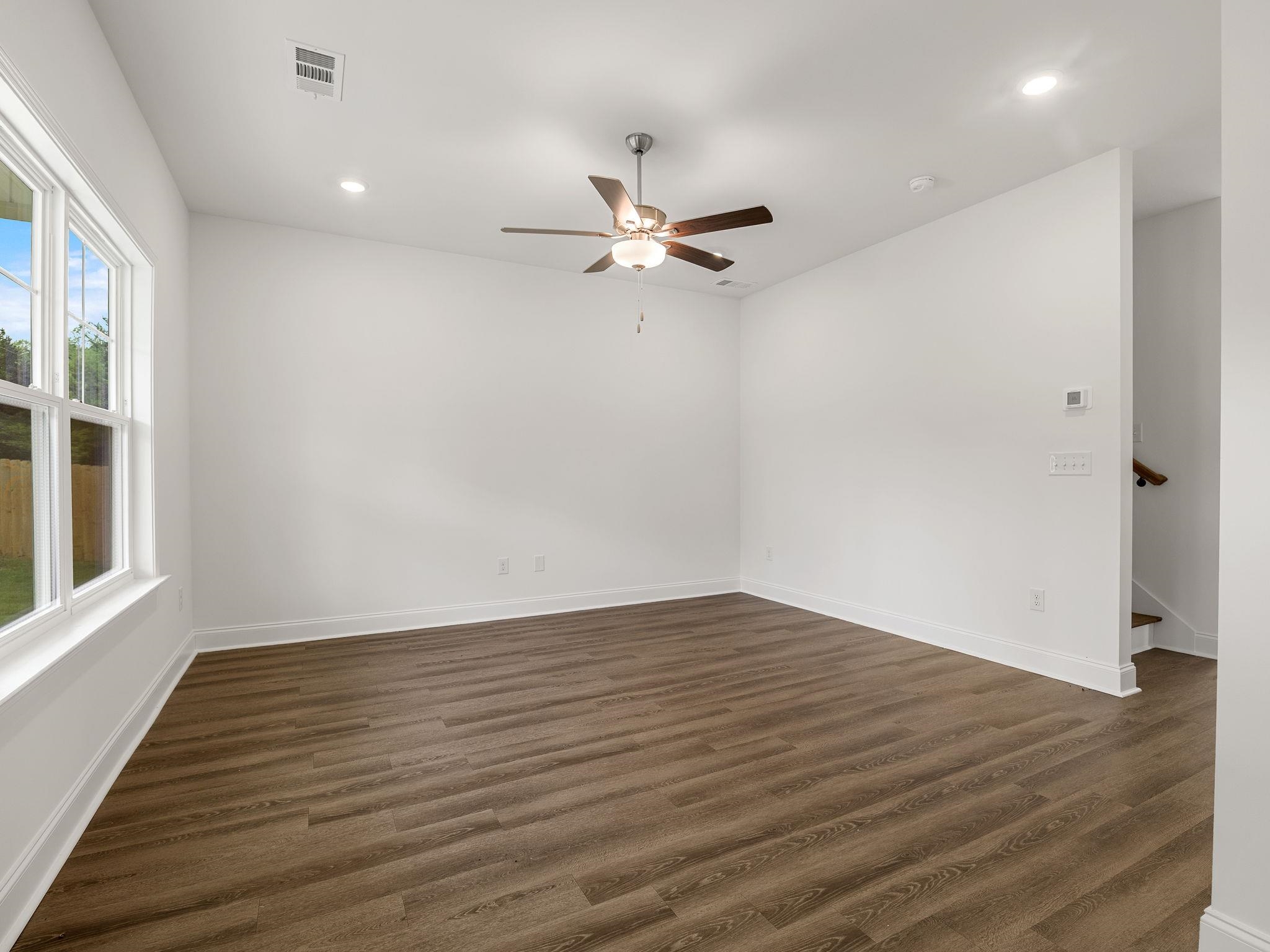 311 Ponder Road Greer, SC 29651 - Photo 8 of 41
