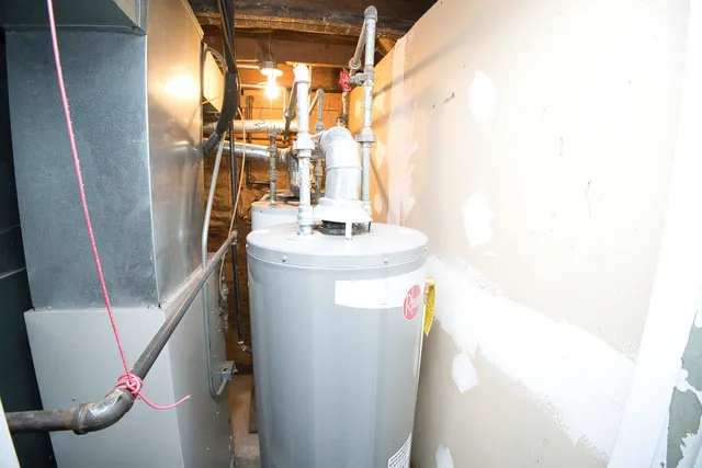 a view of a car in front of house