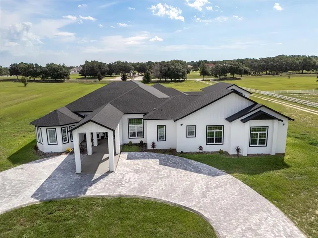 $1,650,000 | 18800 Groves Drive, Groveland, FL 34736