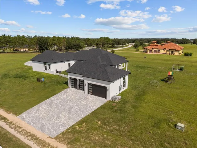 $1,650,000 | 18800 Groves Drive, Groveland, FL 34736