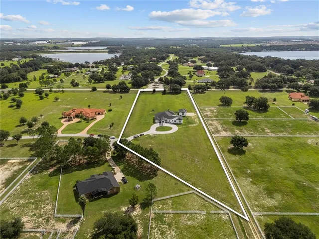 $1,650,000 | 18800 Groves Drive, Groveland, FL 34736