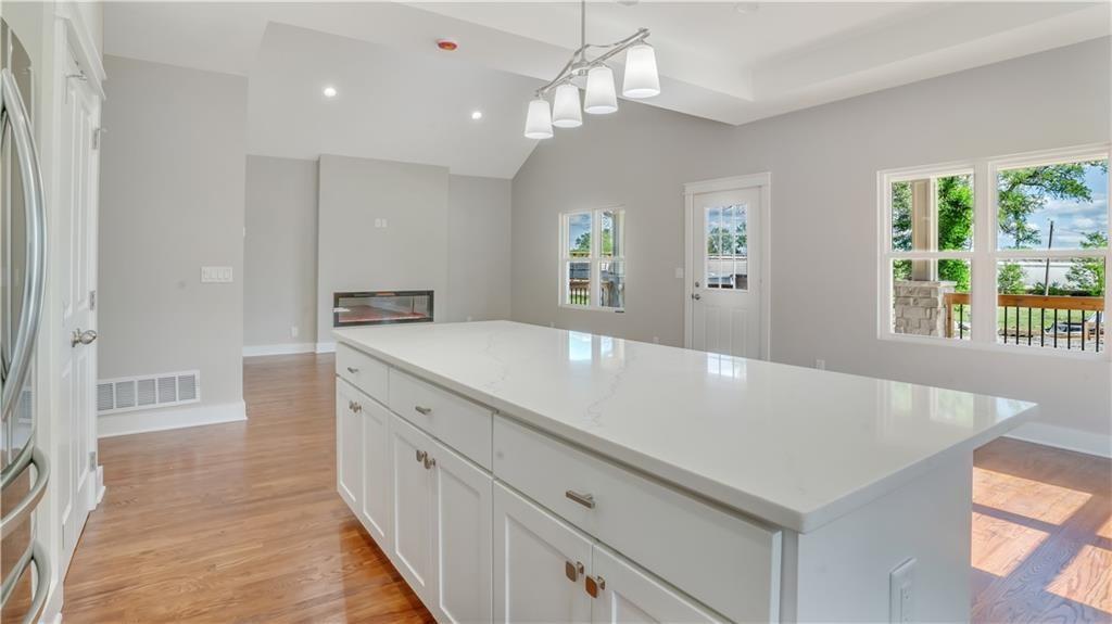 714 Chestnut Avenue Osawatomie, KS 66064 - Photo 2 of 23