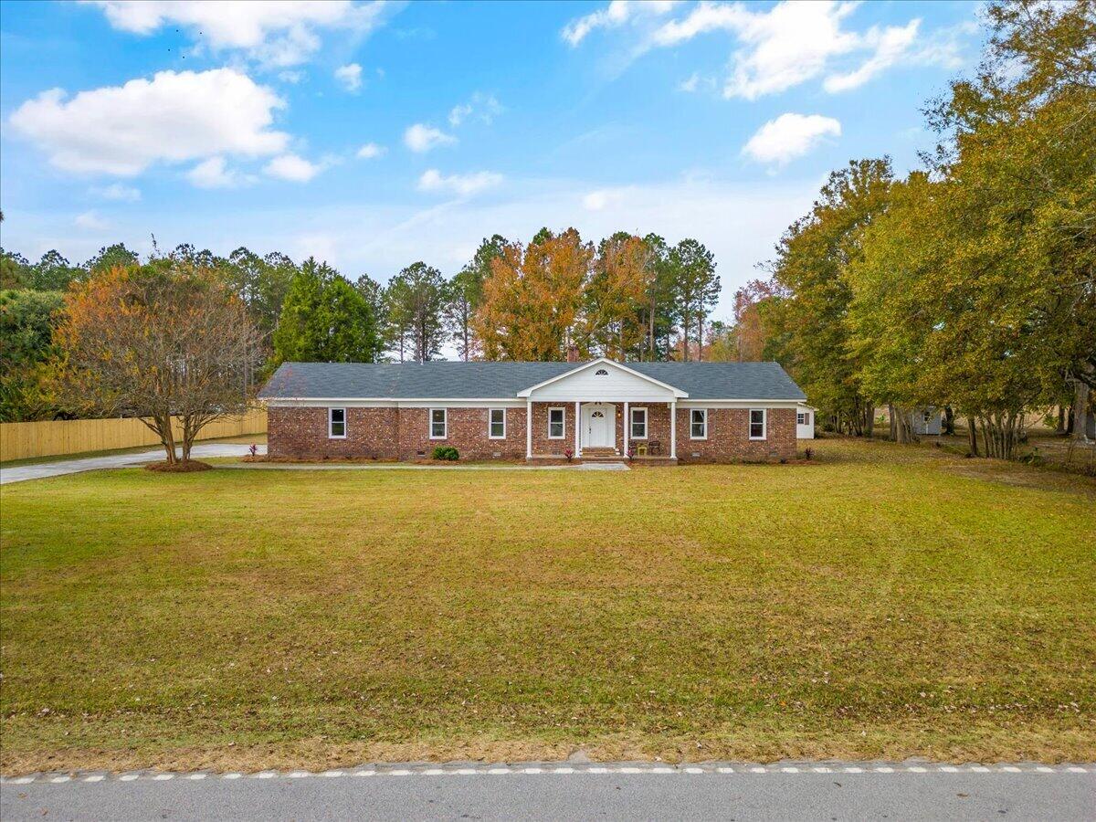 996 Pickett Level Road Elloree, SC 29047 - Photo 1 of 36 996 Picket Level Rd