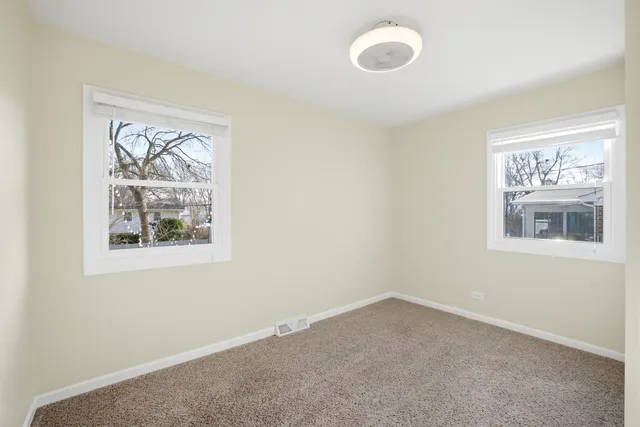 $399,900 | 429 Lauren Lane, Buffalo Grove, IL 60089