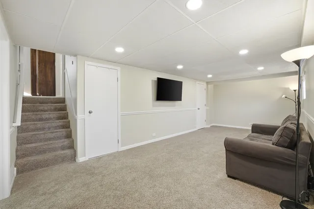 $399,900 | 429 Lauren Lane, Buffalo Grove, IL 60089