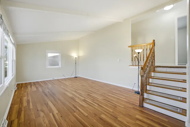 $399,900 | 429 Lauren Lane, Buffalo Grove, IL 60089