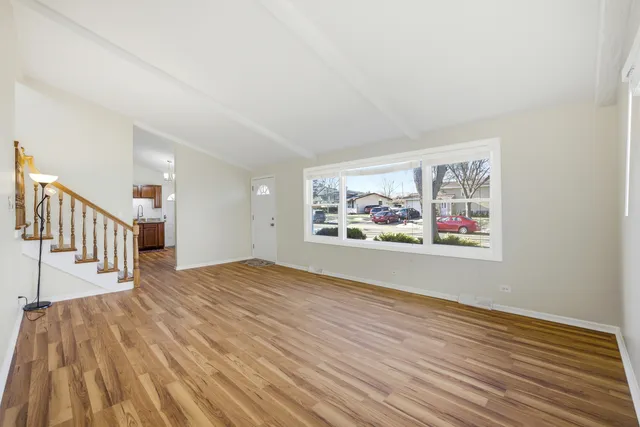 $399,900 | 429 Lauren Lane, Buffalo Grove, IL 60089