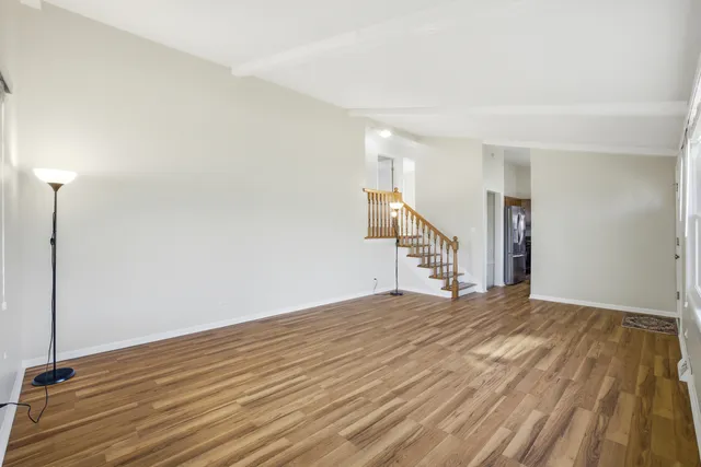 $399,900 | 429 Lauren Lane, Buffalo Grove, IL 60089