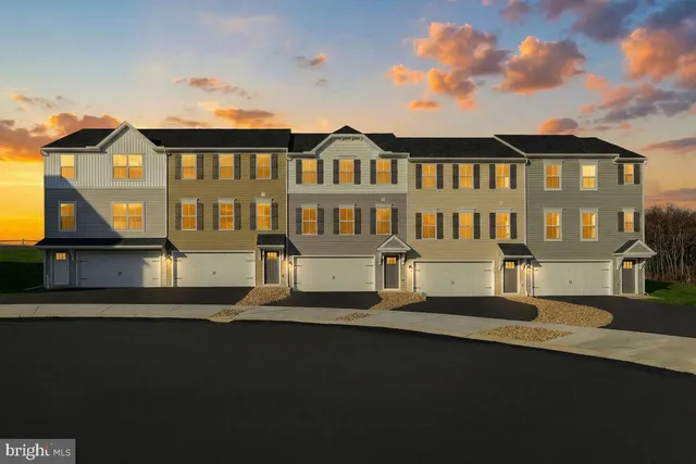 $329,990 | 146 Isabella Circle, Bellefonte, PA 16823