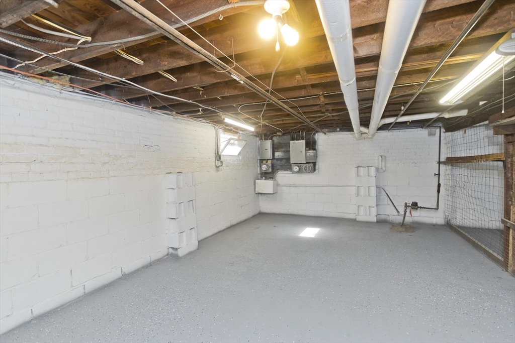 283-285 Lexington Street Springfield, MA 01104 - Photo 36 of 41 Gallery Image 36