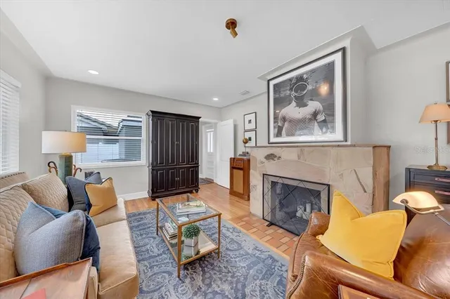 $600,000 | 1030 32nd Avenue North, St. Petersburg, FL 33704