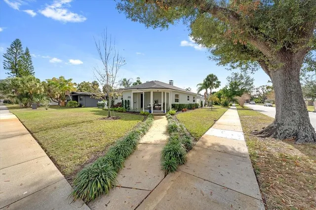 $600,000 | 1030 32nd Avenue North, St. Petersburg, FL 33704