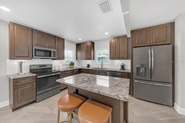 $600,000 | 1030 32nd Avenue North, St. Petersburg, FL 33704