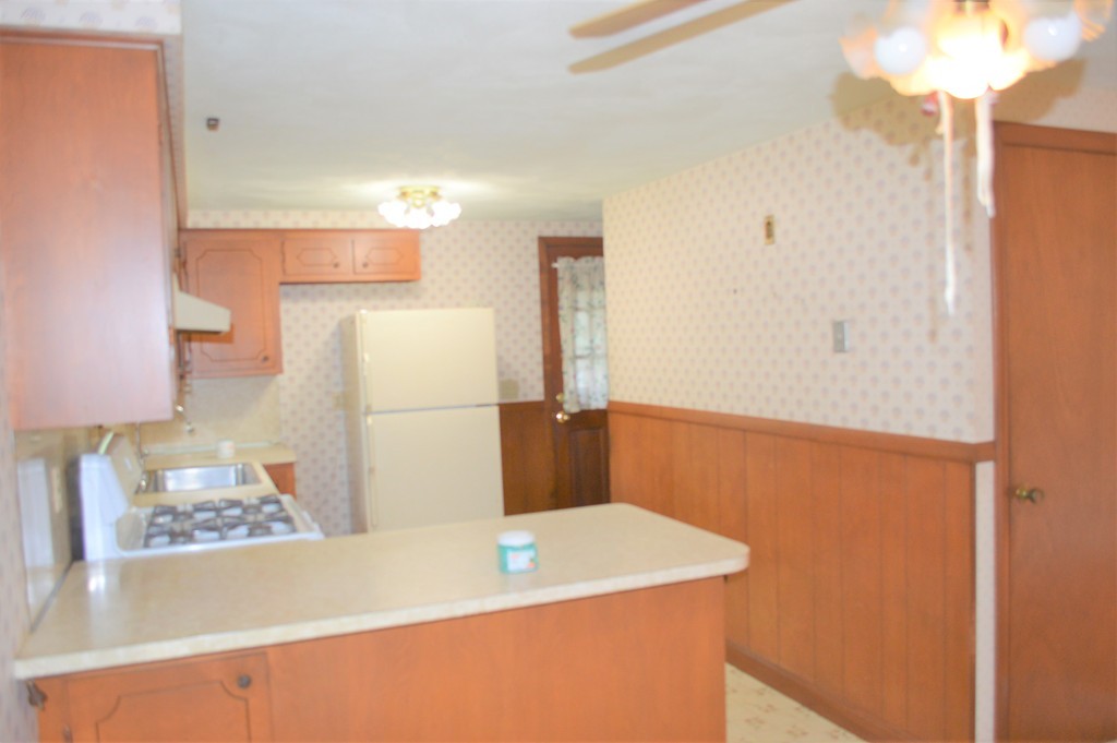 30 Argyle Road Somerset, MA 02726 - Photo 4 of 16 Gallery Image 4