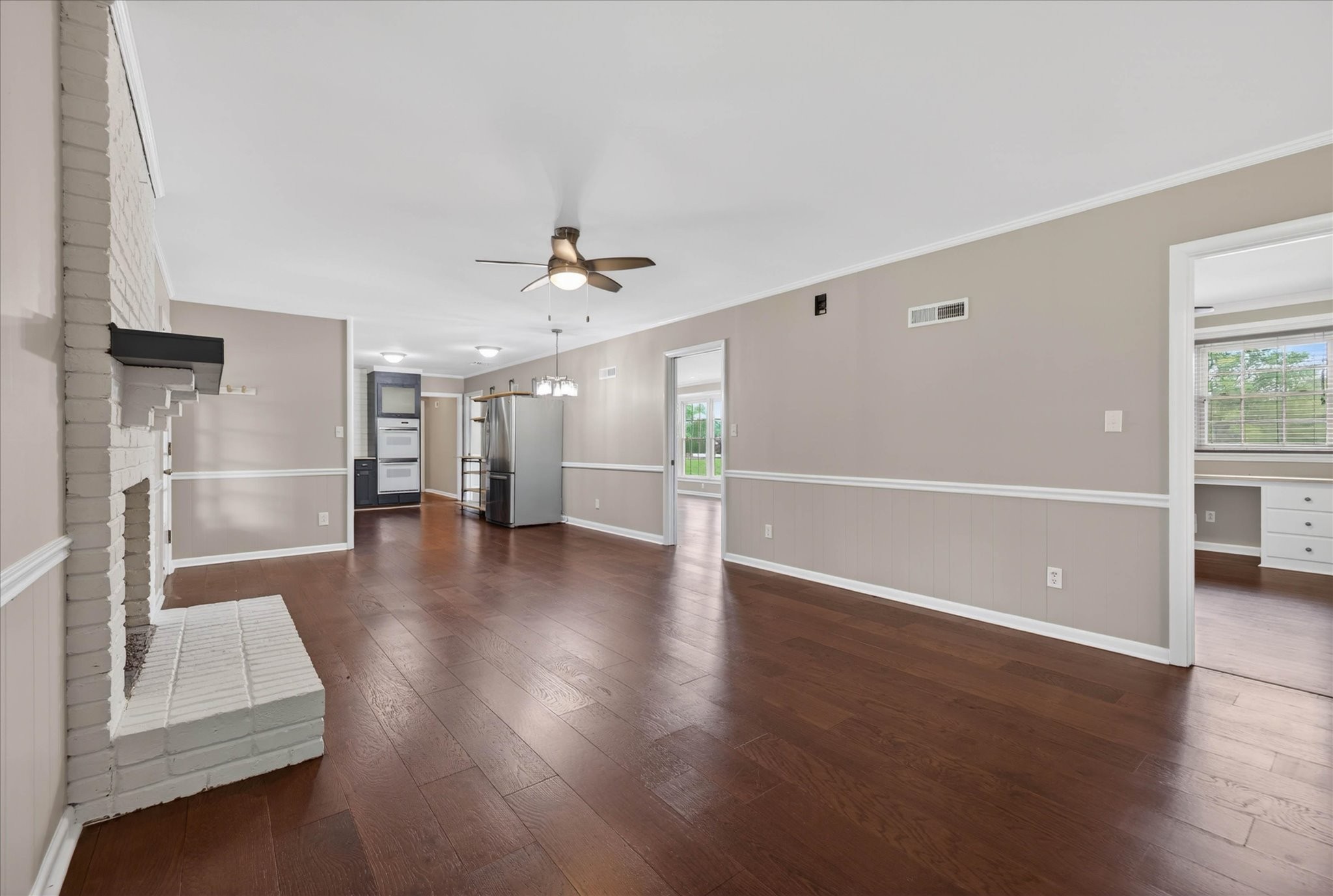306 Locust Road Clarksville, TN 37043 - Photo 19 of 39