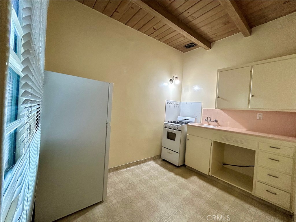 440 Atascadero Road, Unit 8 Morro Bay, CA 93442 - Photo 3 of 5