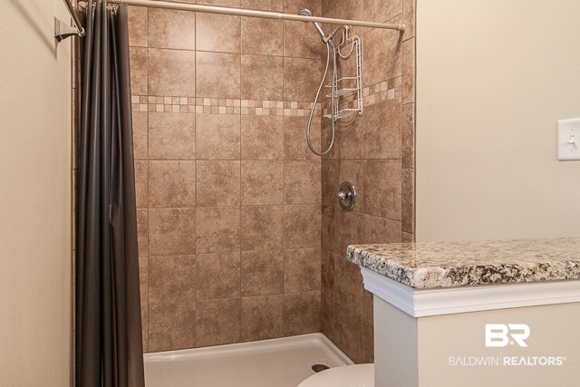 340 Ridgewood Drive Daphne, AL 36526 - Photo 29 of 35 Master Shower