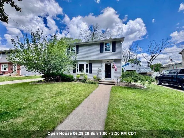 $369,900 | 1118 West Parkway Boulevard, Appleton, WI 54914