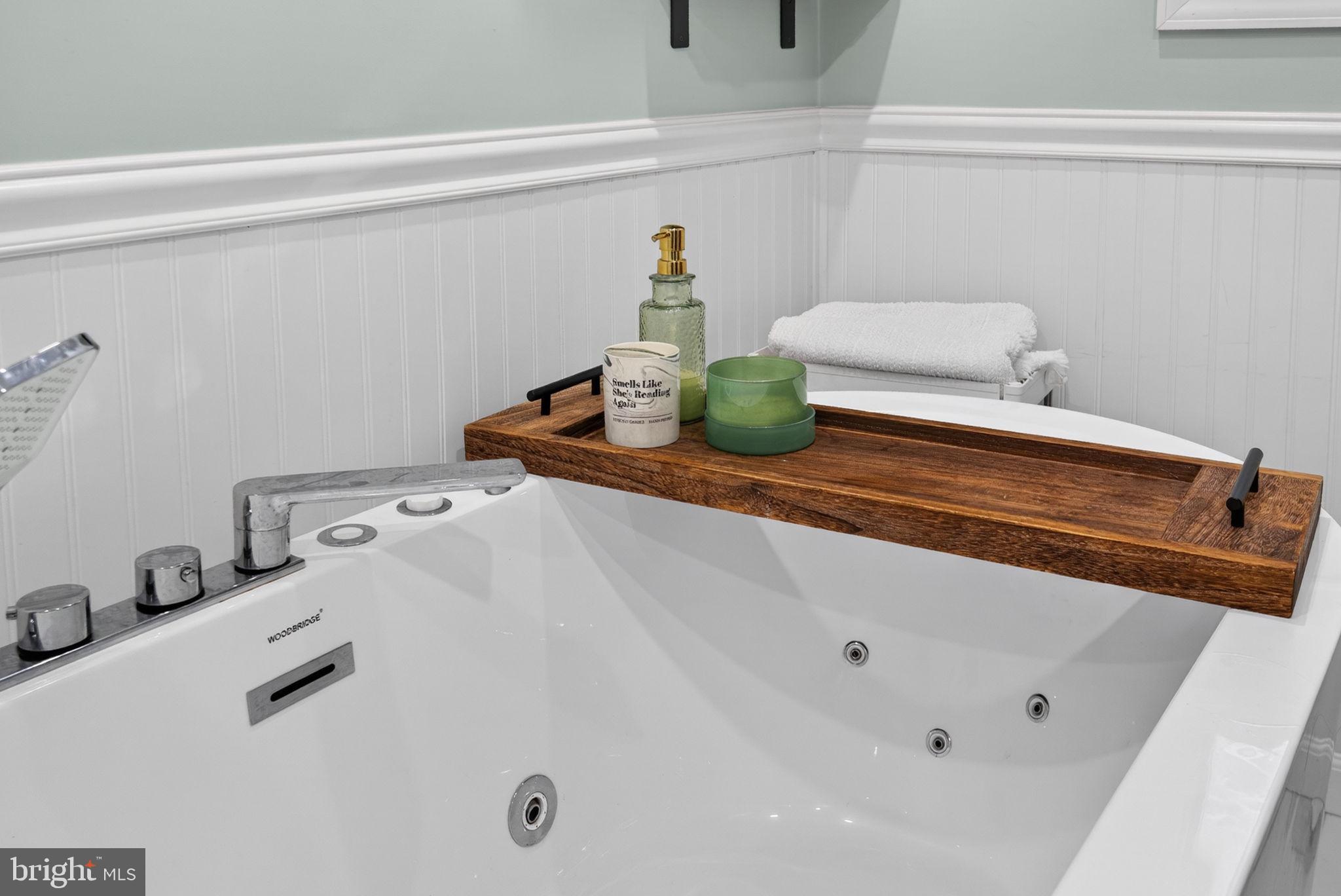 590 Monroe Street Harrisburg, PA 17113 - Photo 23 of 48 Dramatic spa like heated jetted tub
