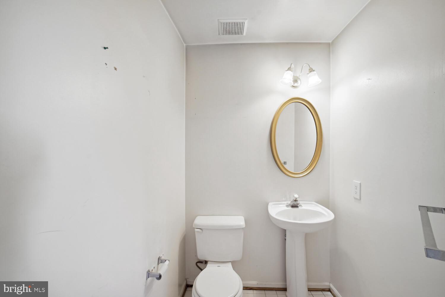 26009 Ridge Manor Drive Damascus, MD 20872 - Photo 12 of 24 Gallery Image 12